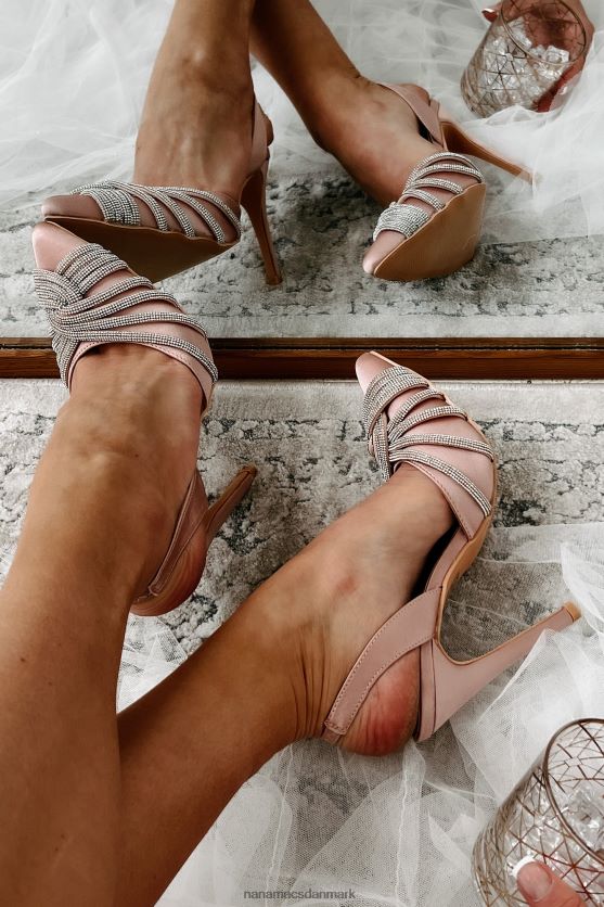 mit hovedfokus satin slingback hæle med rhinestone detaljer NanaMacs XJPBDL3933 beige