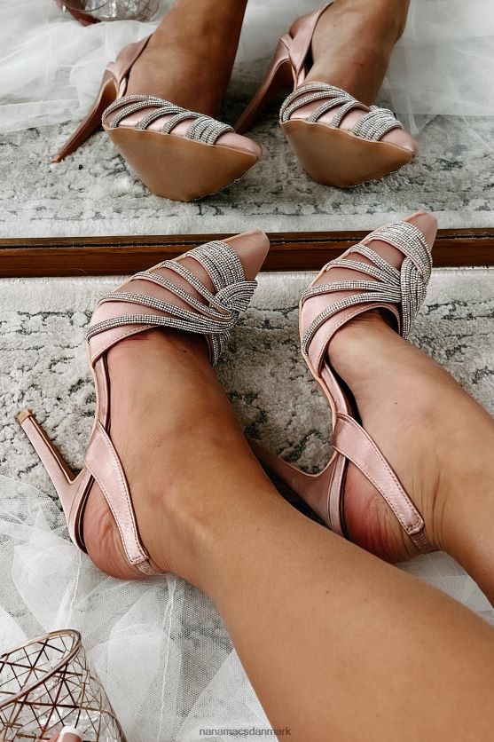 mit hovedfokus satin slingback hæle med rhinestone detaljer NanaMacs XJPBDL3933 beige