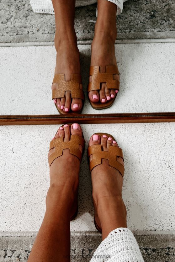 florida living faux croc sandaler med h-rem NanaMacs XJPBDL4009 kamelkrok