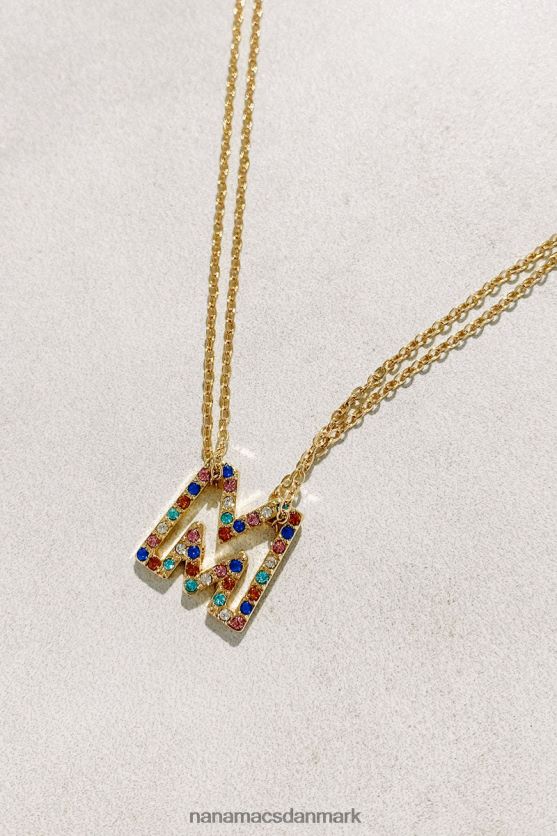 hvad er der i en halskæde med navnebogstav NanaMacs XJPBDL4100 guld