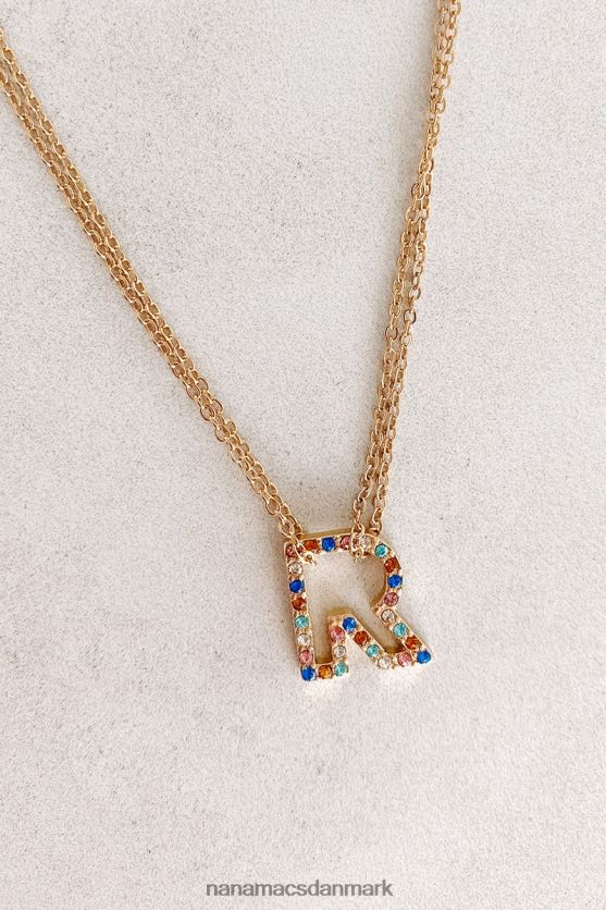 hvad er der i en halskæde med navnebogstav NanaMacs XJPBDL4100 guld