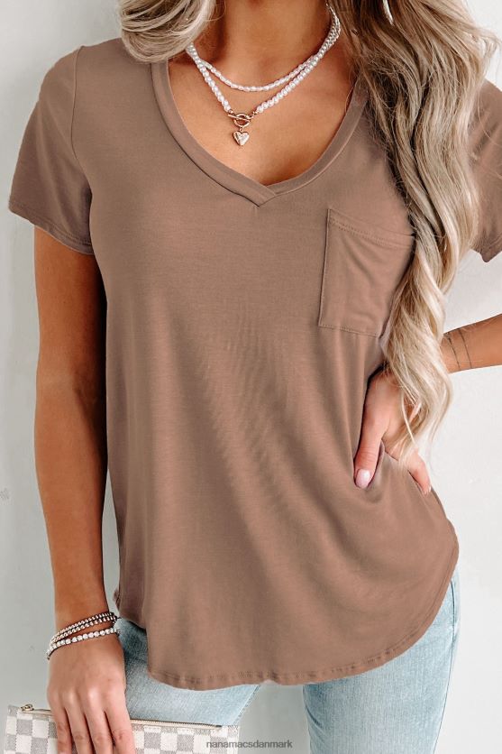 T-shirt med v-hals lomme NanaMacs XJPBDL697 røgfarvet taupe
