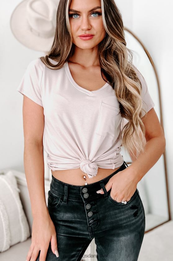 gør det nemt med v-hals lomme-t-shirt NanaMacs XJPBDL660 lys taupe