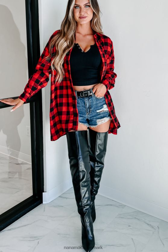 venter tæt ved plaid langærmet top NanaMacs XJPBDL1764 rød