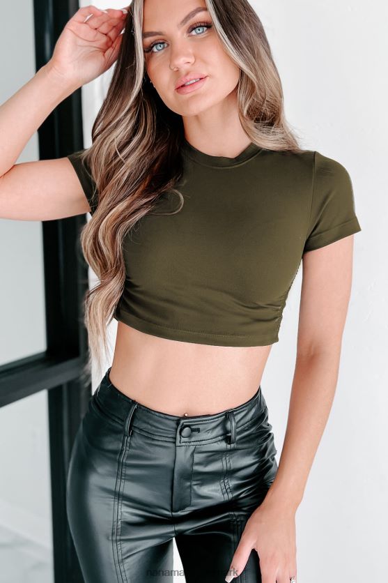 skynd dig ikke med den kortærmede crop top NanaMacs XJPBDL712 oliven