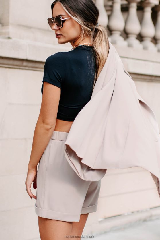 skynd dig ikke med den kortærmede crop top NanaMacs XJPBDL724 sort