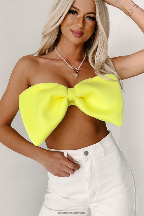 det er en elektrisk stropløs bow bandeau top NanaMacs XJPBDL79 neon gul