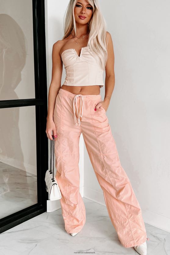 så ind i dig stropløs top i imiteret læder NanaMacs XJPBDL197 ecru