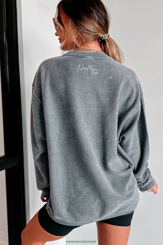 xoxo grafisk crewneck med ledning NanaMacs XJPBDL1064 kul/hvid tekst-bagside