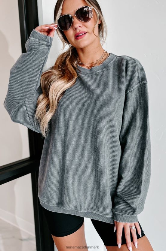 xoxo grafisk crewneck med ledning NanaMacs XJPBDL1064 kul/hvid tekst-bagside