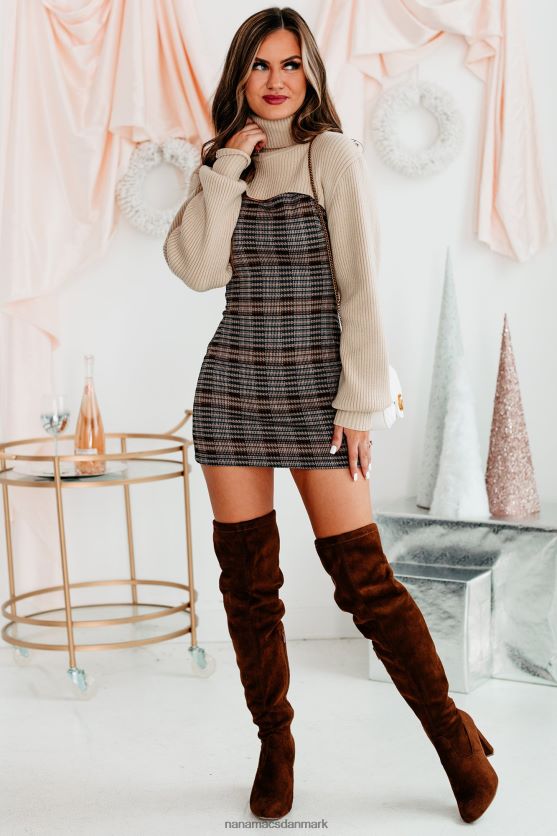 toxic touch ultra cropped trøje med turtle neck NanaMacs XJPBDL1499 beige